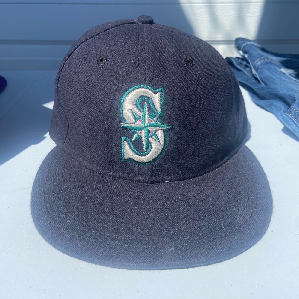 Seattle Mariners Fitted Hat